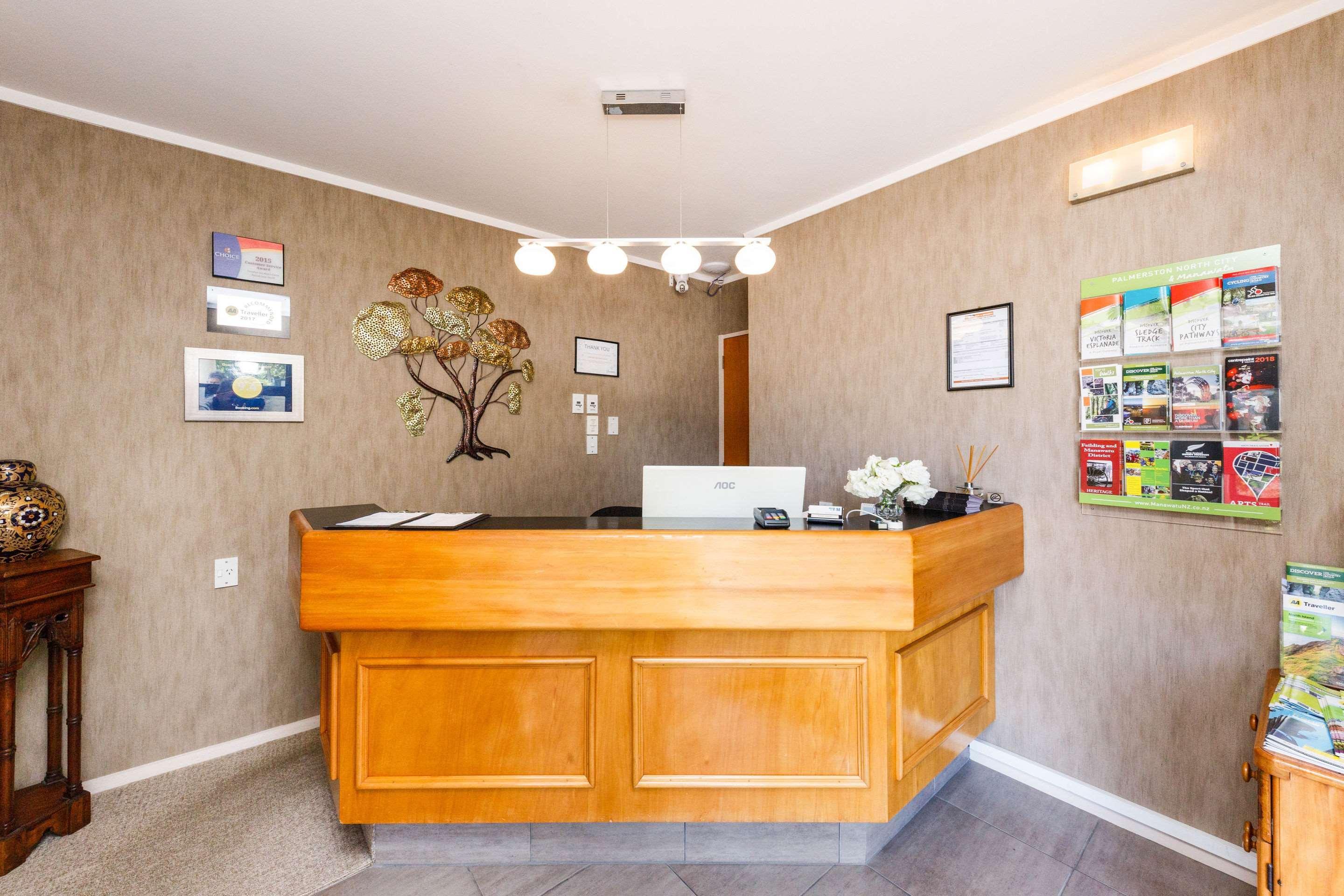 Kauri Court Motel Палмерстън Норт Екстериор снимка