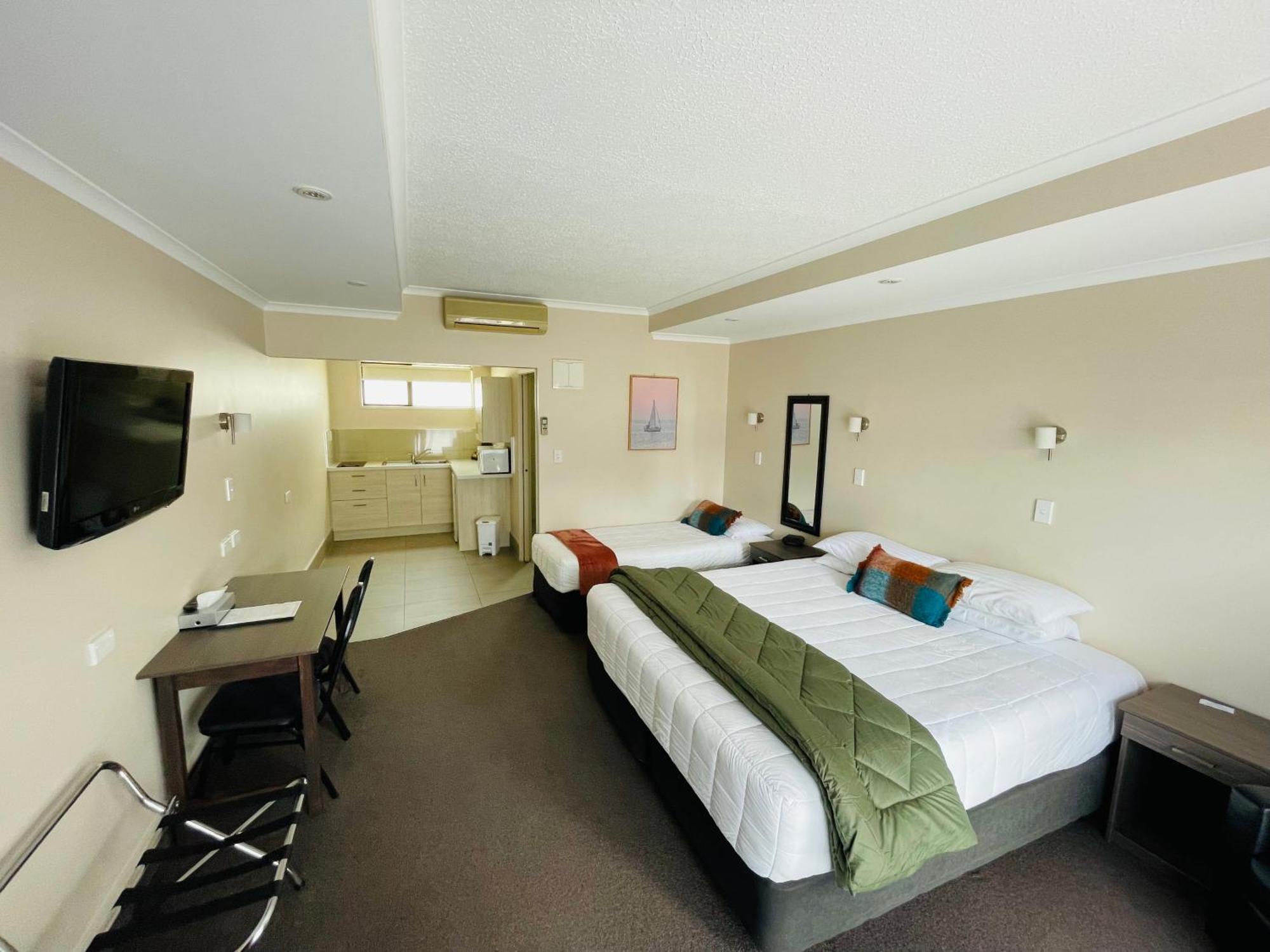 Kauri Court Motel Палмерстън Норт Екстериор снимка