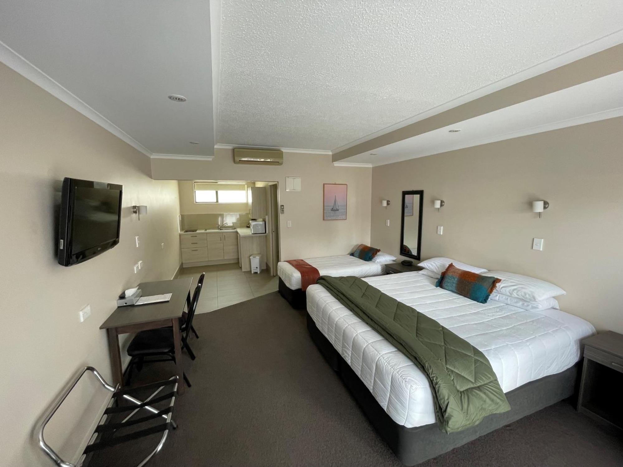 Kauri Court Motel Палмерстън Норт Екстериор снимка