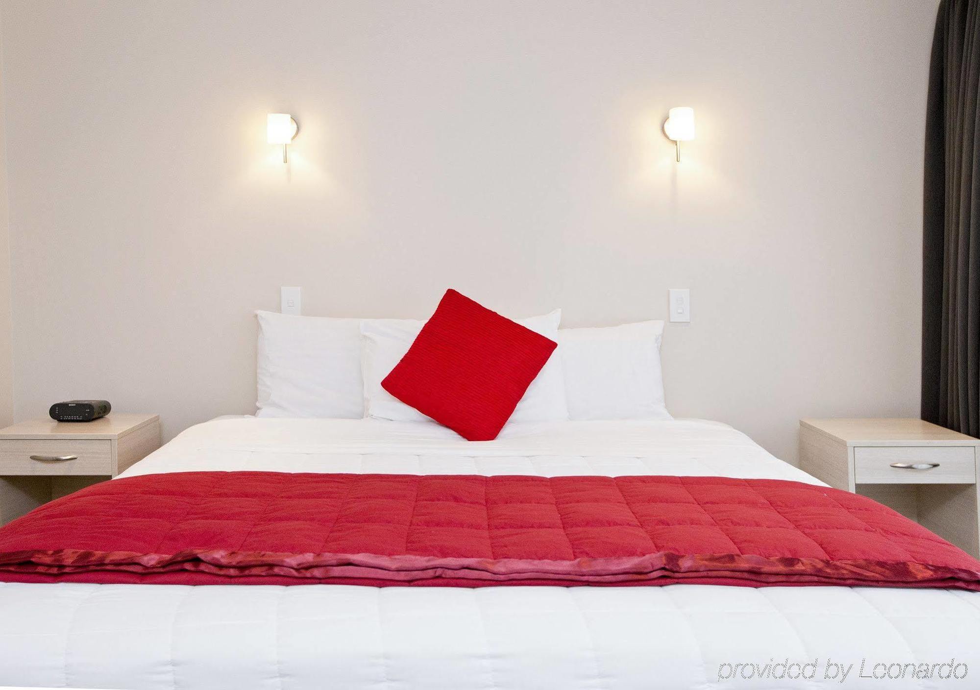 Kauri Court Motel Палмерстън Норт Екстериор снимка