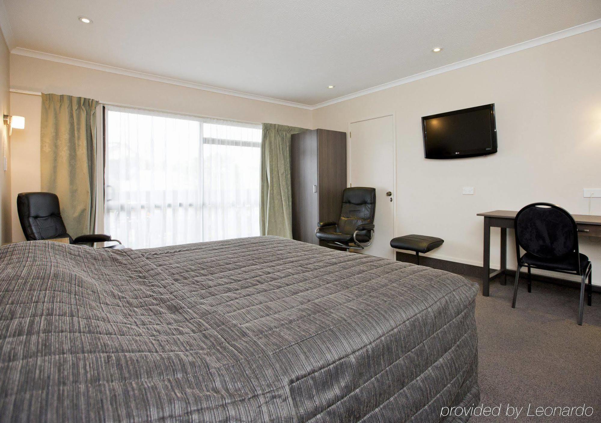 Kauri Court Motel Палмерстън Норт Екстериор снимка